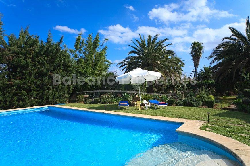 Casa de campo con piscina en venta en Pollensa, Mallorca