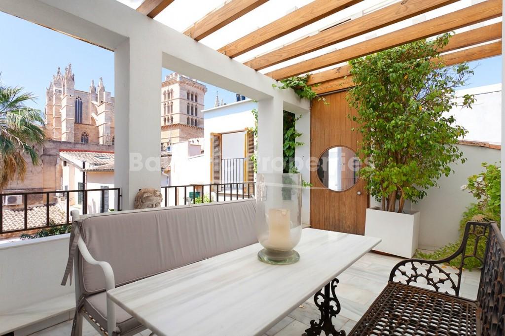 Fantástica casa de pueblo de inversión con magníficas vistas en venta en Palma, Mallorca