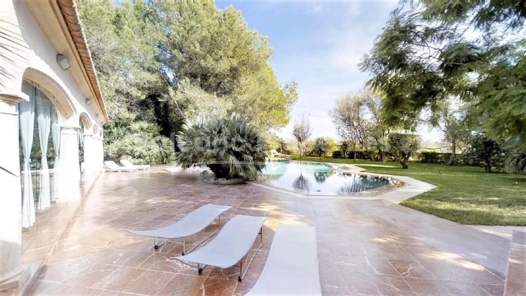 Mediterranean finca with holiday rental license for sale in Felanitx, Mallorca