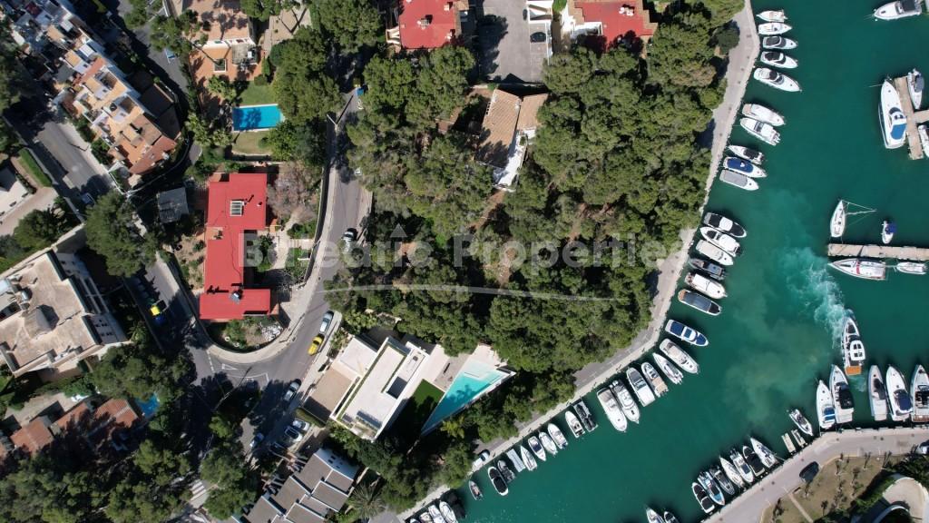 Fantastic investment plot for sale by the marina in Santa Ponsa, Mallorca