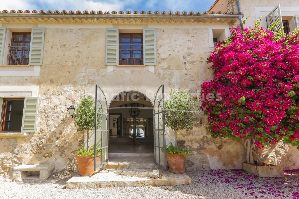Casa de campo reformada en venta en Alaró, Mallorca