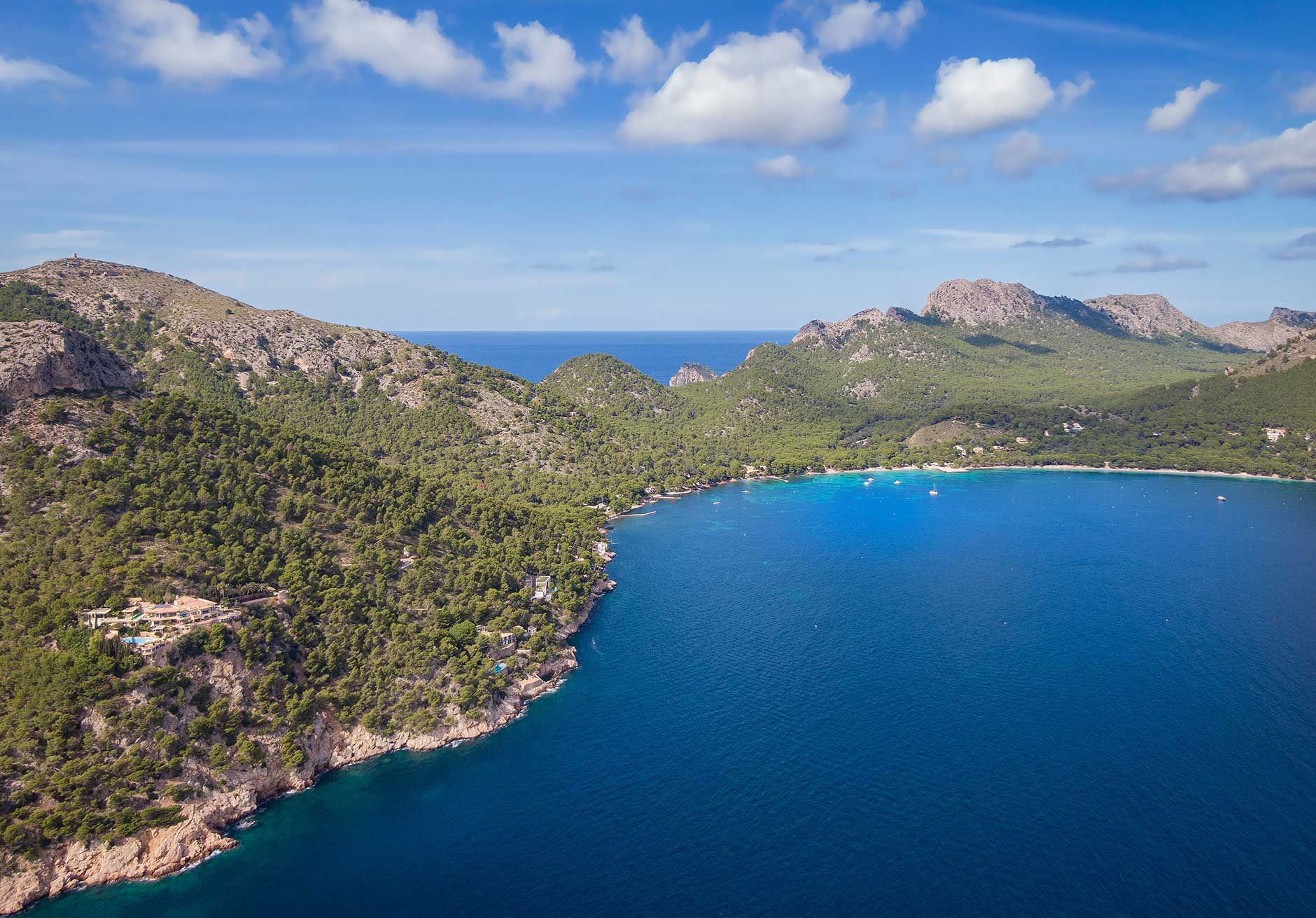 Dining at Four Seasons Mallorca: The Restaurants at Formentor, Reviewed