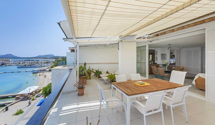 Frontline apartment Mallorca