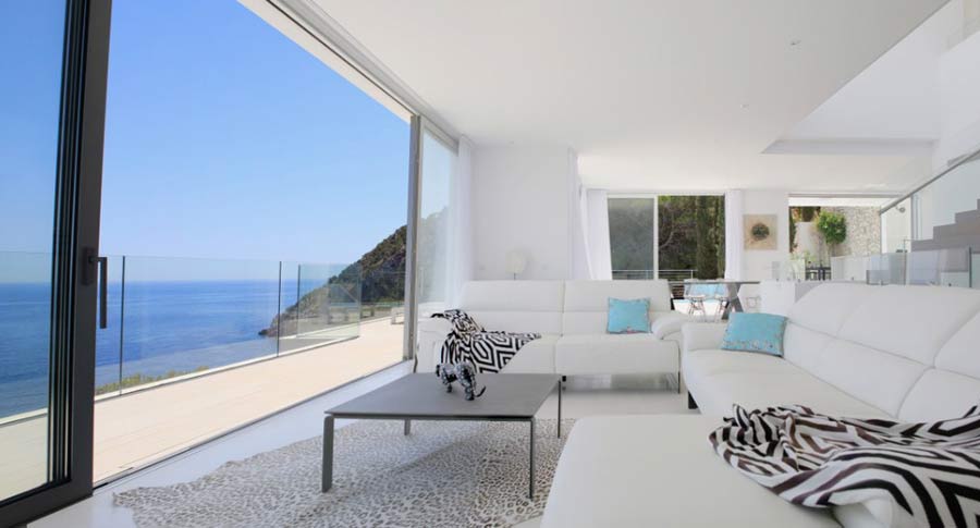 Modern frontline villa by the sea in Canyamel Villa in Canyamel