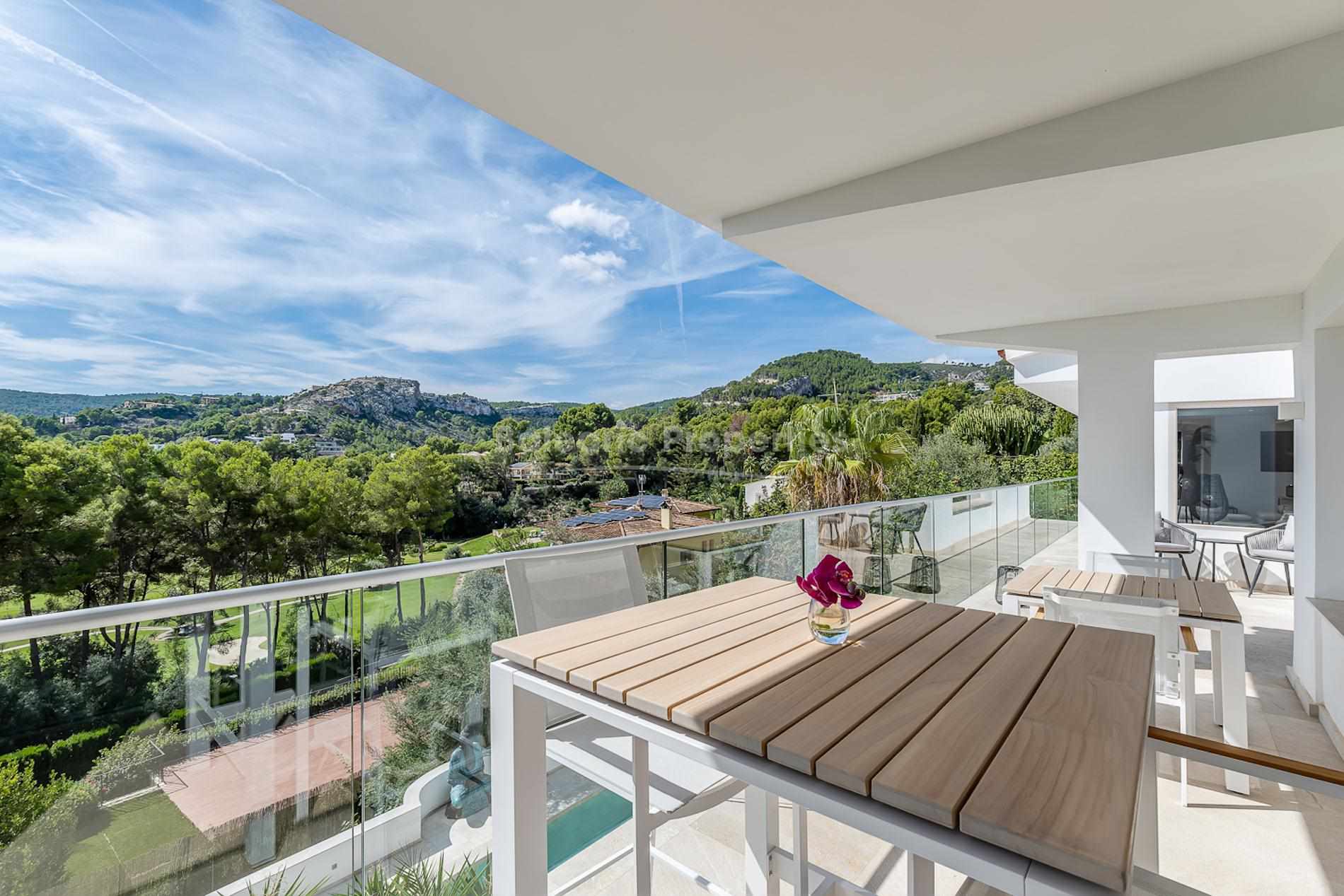 Luxusvilla in Son Vida, Mallorca – Panoramablick auf Meer und Golfplatz in exklusiver Wohnlage