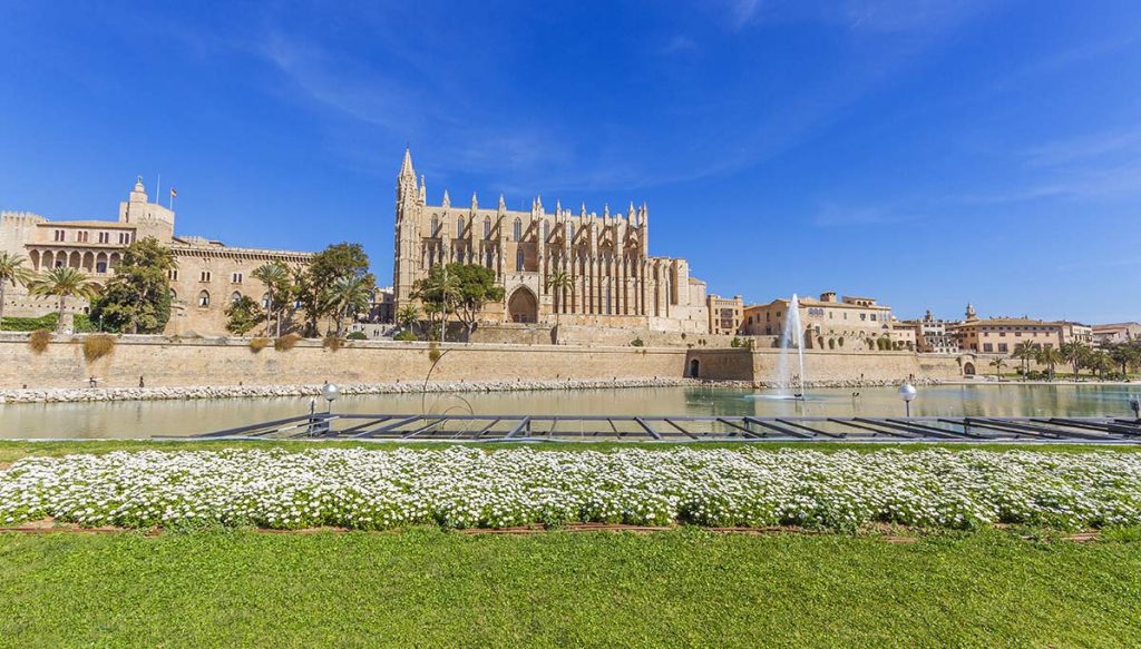 Palma Cathedral in Mallorca