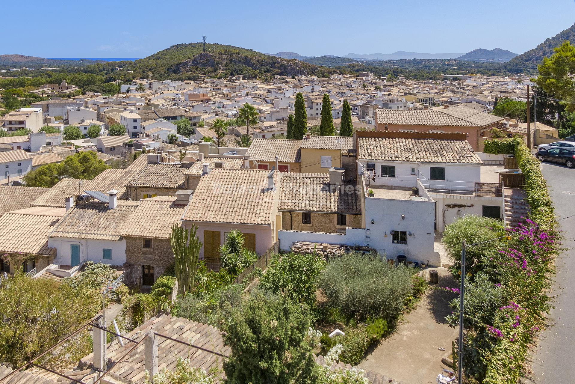 Charming village house with lots of character and potential, for sale in Pollensa, Mallorca