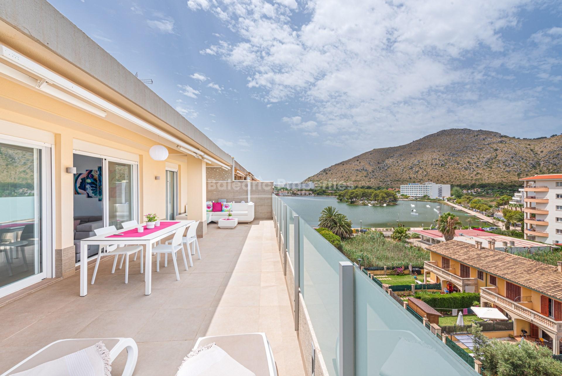 Modern and spacious penthouse for sale in in Puerto Alcudia, Mallorca