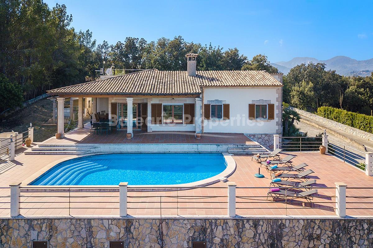 Hilltop finca with holiday rental license for sale in Selva, Mallorca