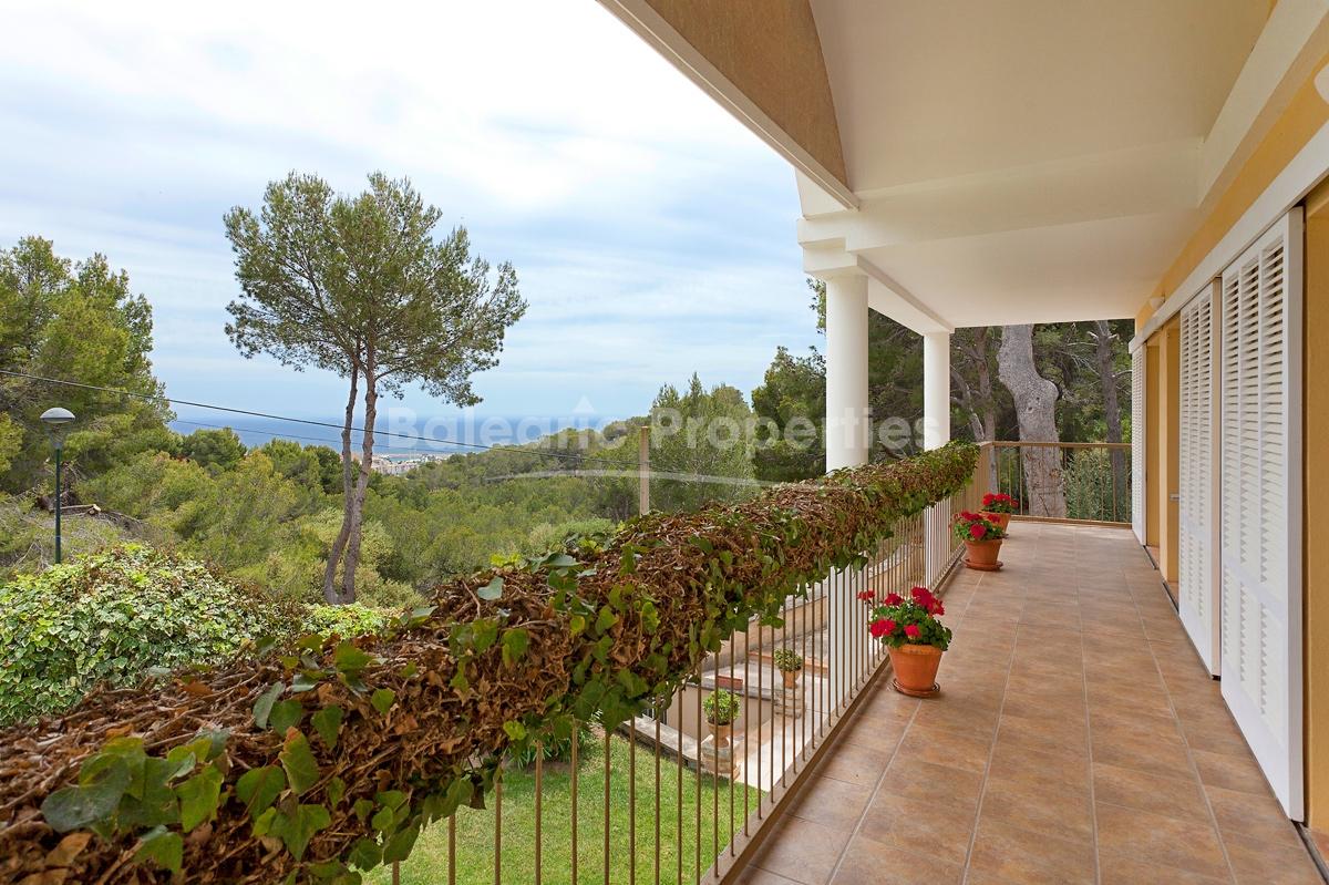 Villa rodeada de verde en venta en Costa den Blanes, Mallorca
