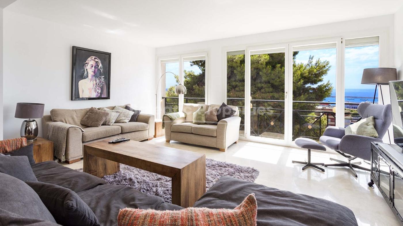 Modern apartment with sea views for sale in Bonanova, Mallorca