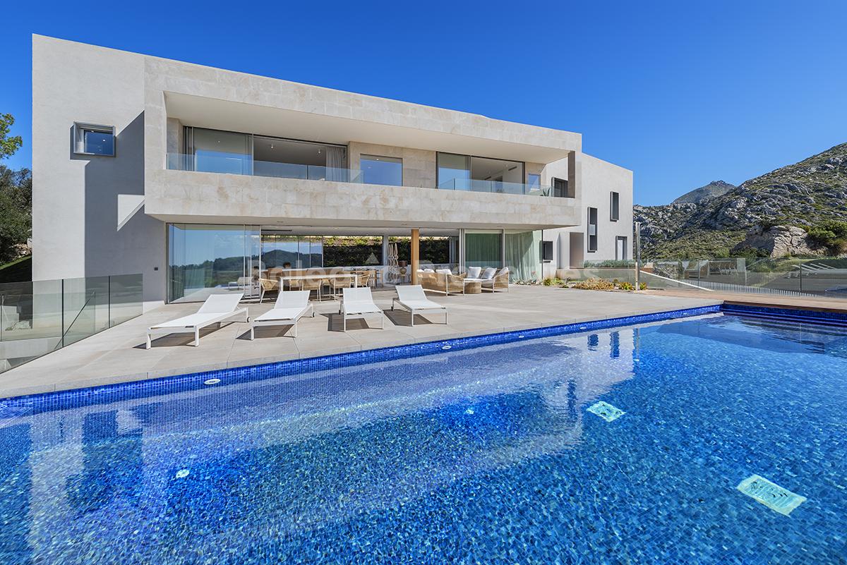 Ultra-modern, designer villa for sale with sea views in Bonaire, Mallorca