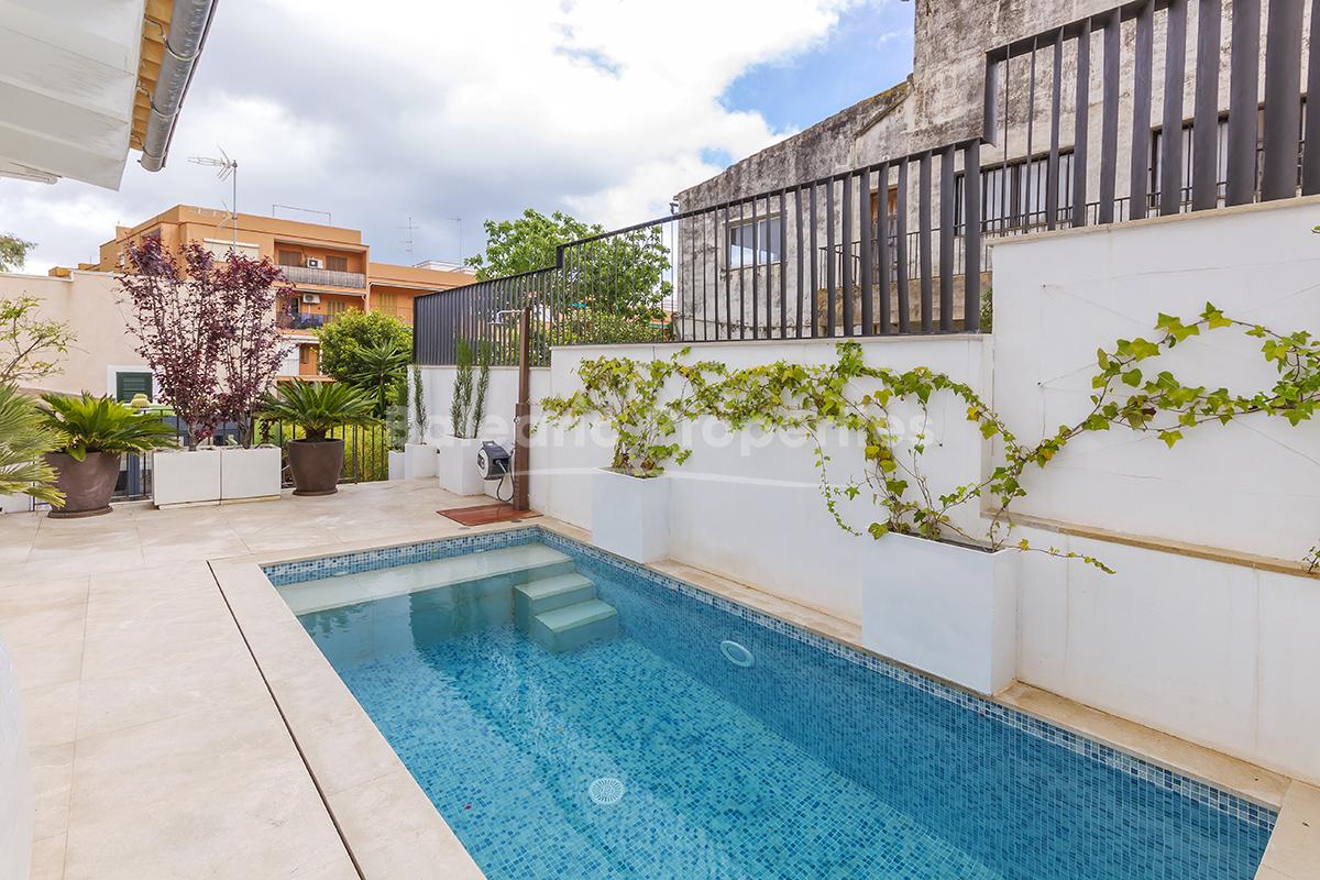 Modernised house with guest apartment for sale in Palma, Mallorca