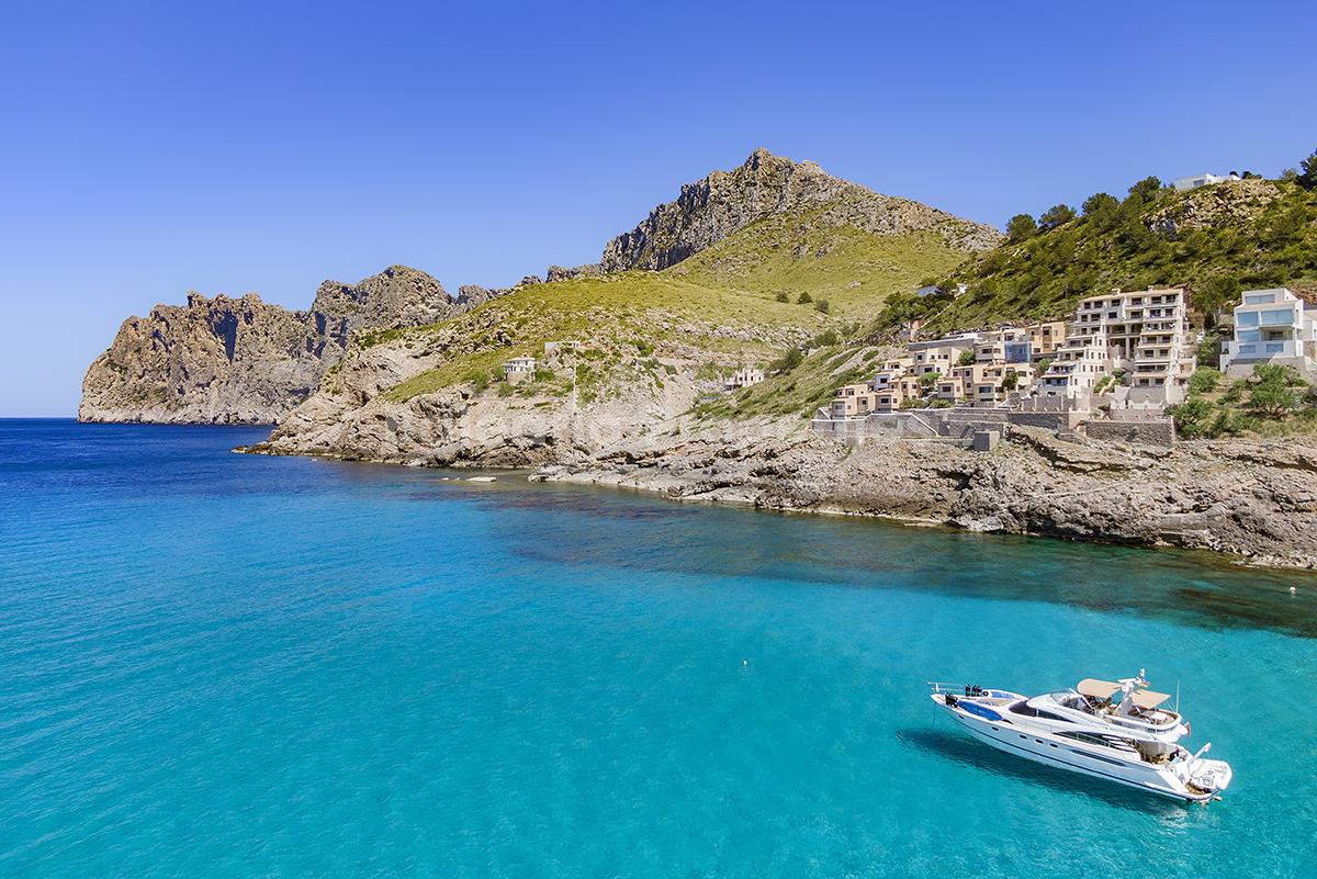 Apartamento con increíbles vistas al mar en venta en Cala San Vicente, Mallorca