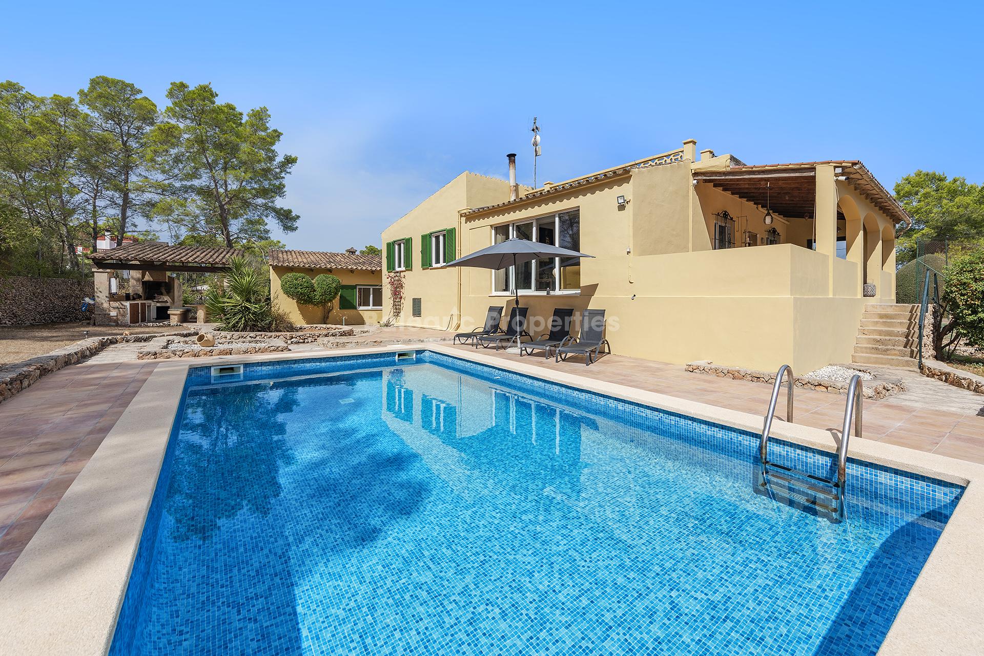 Casa de campo única con pista de tenis y piscina en venta cerca de Algaida, Mallorca