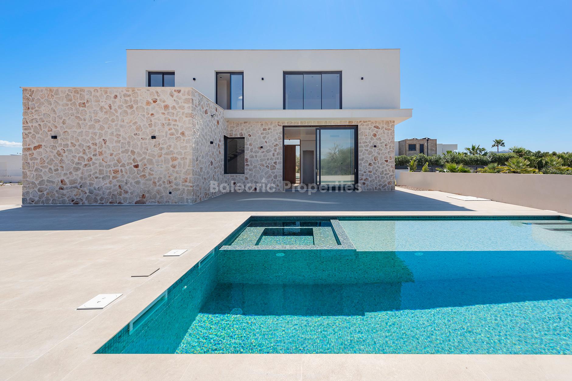 Moderne Luxusvilla mit Pool in ruhiger Lage bei Sa Rapita, Mallorca zu verkaufen