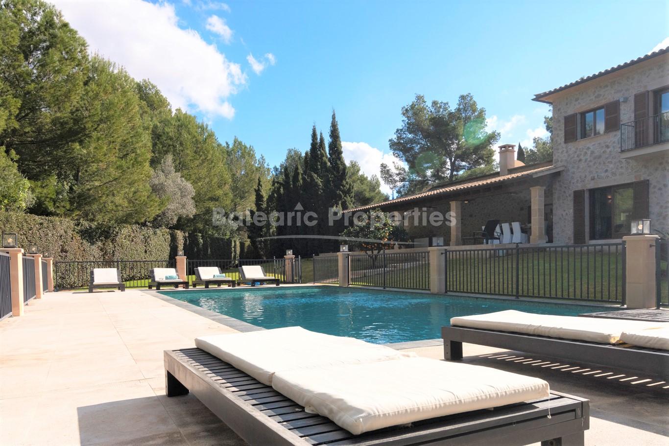 Charming family villa for sale in the prestigious area of Santa Ponsa, Mallorca