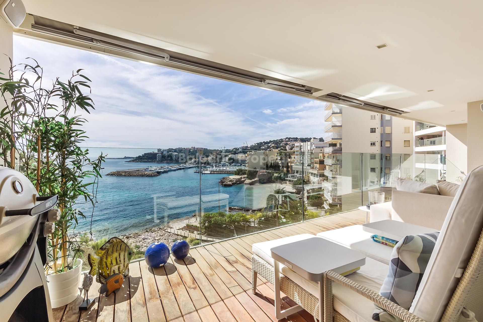 Apartamento en primera línea con instalaciones de lujo en venta en Palma, Mallorca