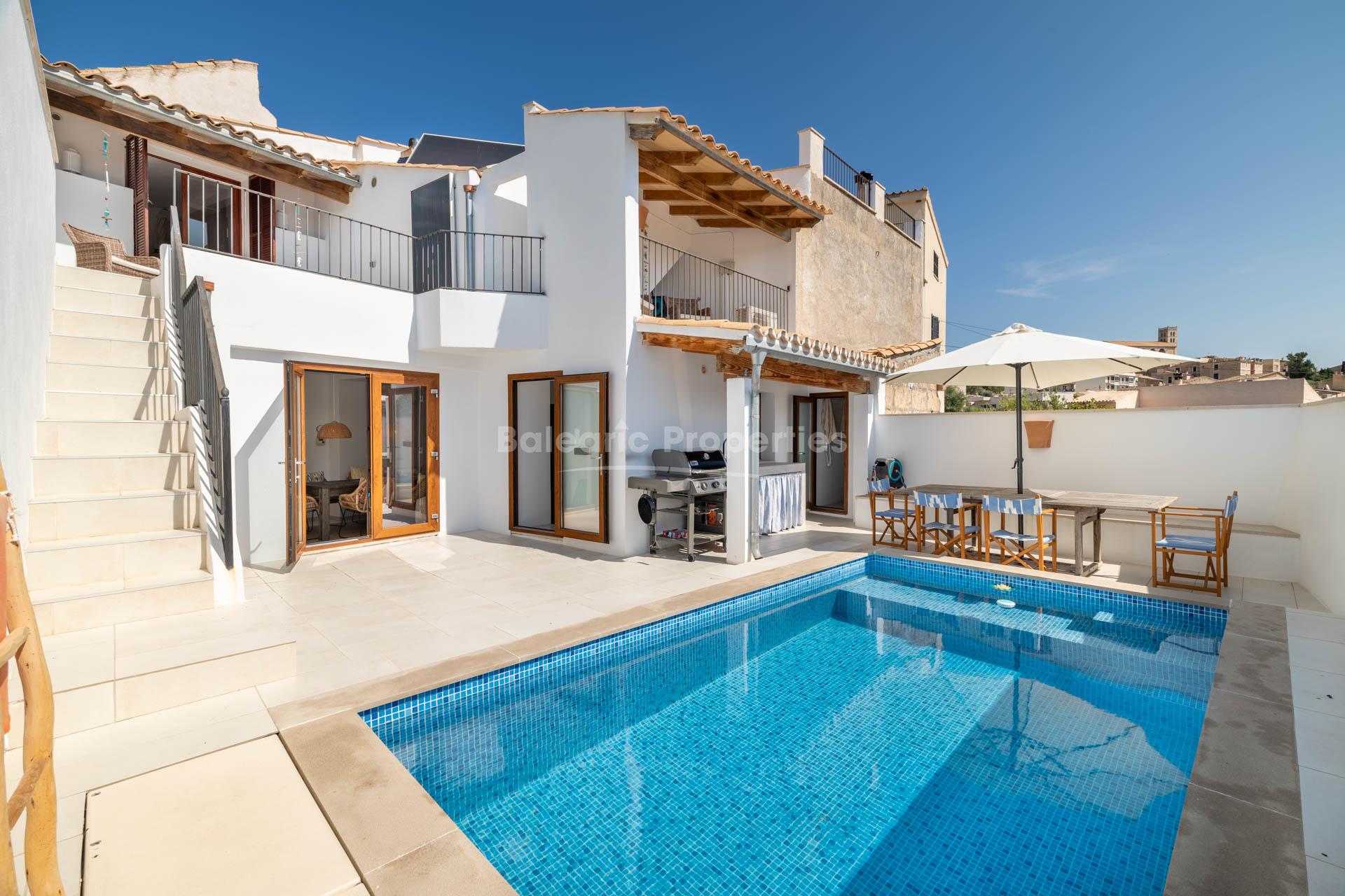 Refurbished town house with private pool for sale in Selva, Mallorca