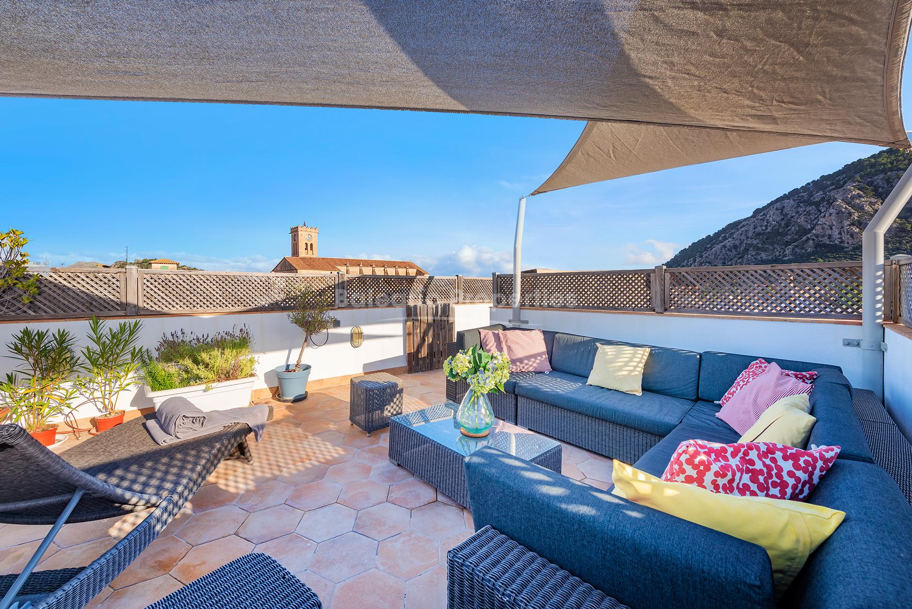 Beautifully decorated town house with holiday rental license for sale in Pollensa, Mallorca
