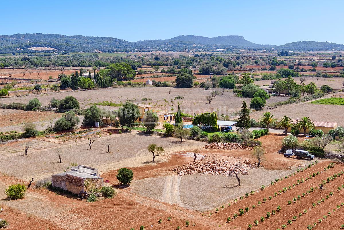 Wonderful plot with an old building in Felanitx, Mallorca