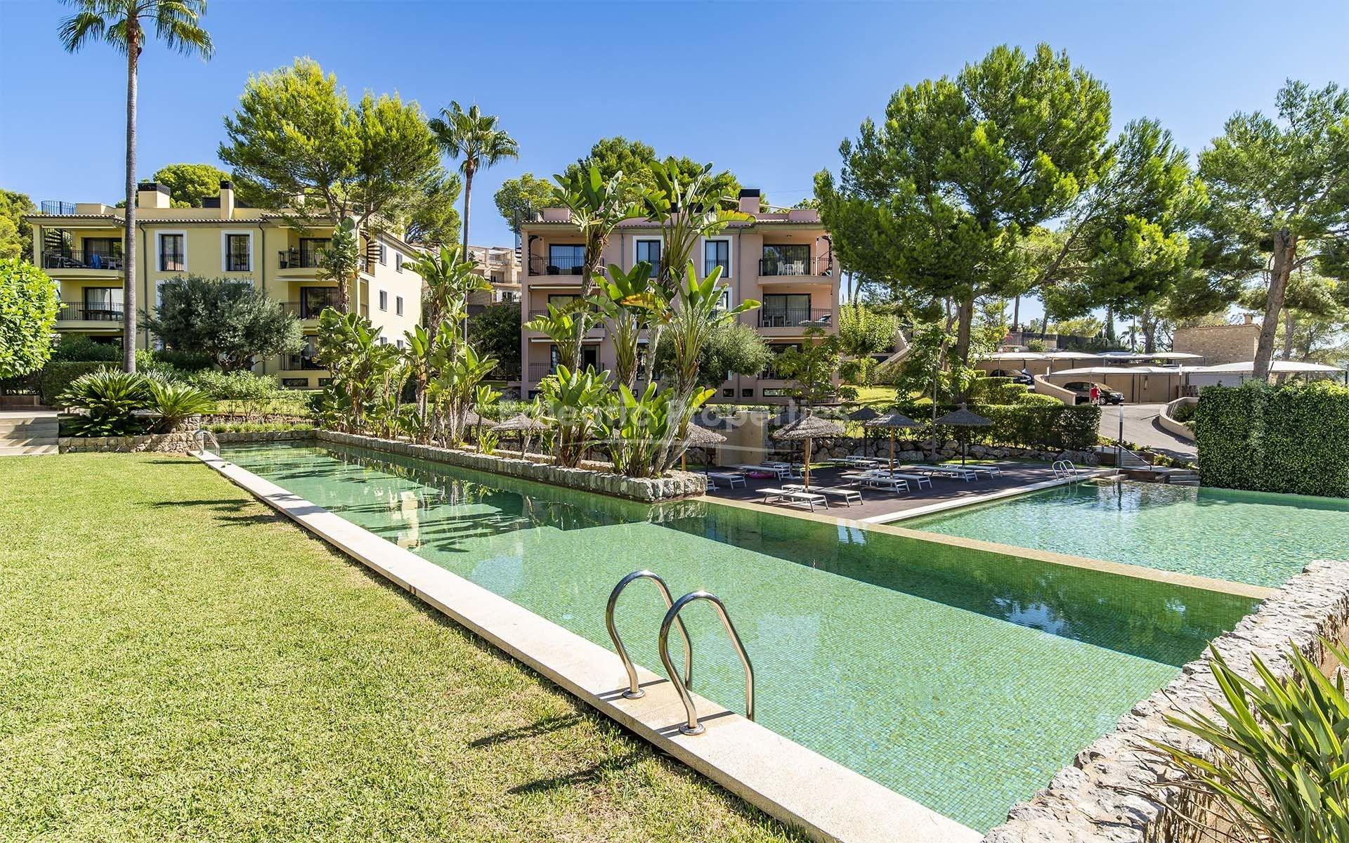 Lavish apartment with excellent facilities for sale in Camp de Mar, Mallorca