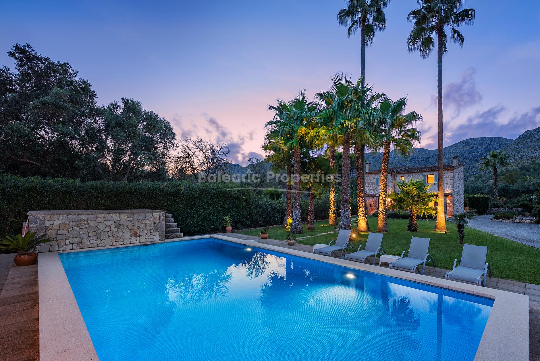 Villa reformada con licencia de alquiler vacacional en venta en Pollensa, Mallorca