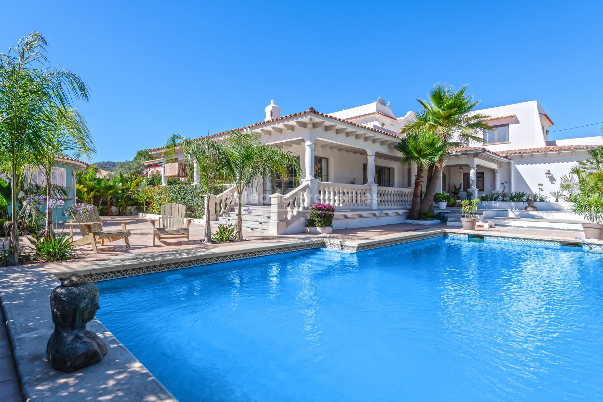 Encantadora villa en venta cerca de la playa en Palmanova, suroeste de Mallorca 