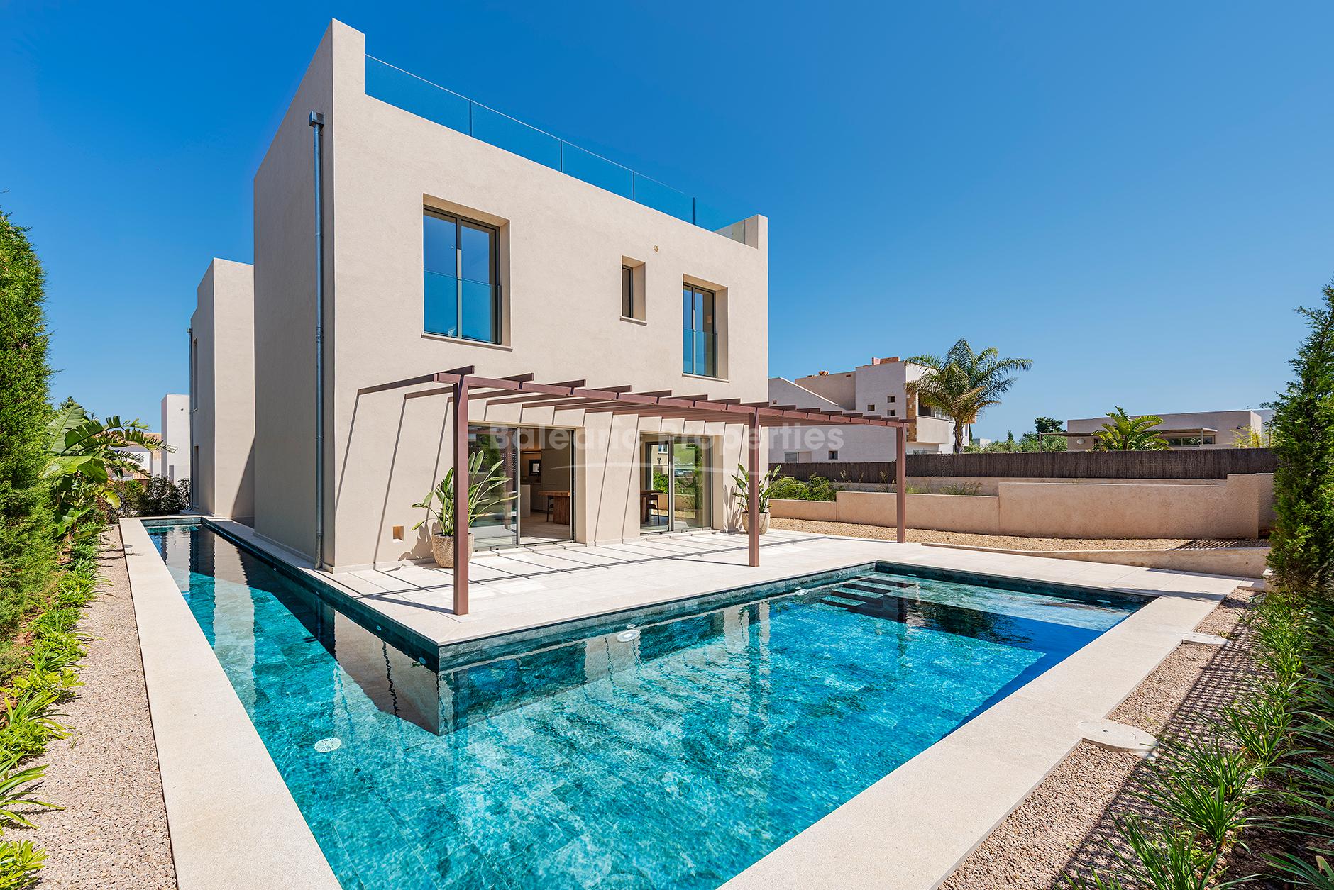 Sea view villa for sale near the beach in Colònia de Sant Pere, Northeast Mallorca