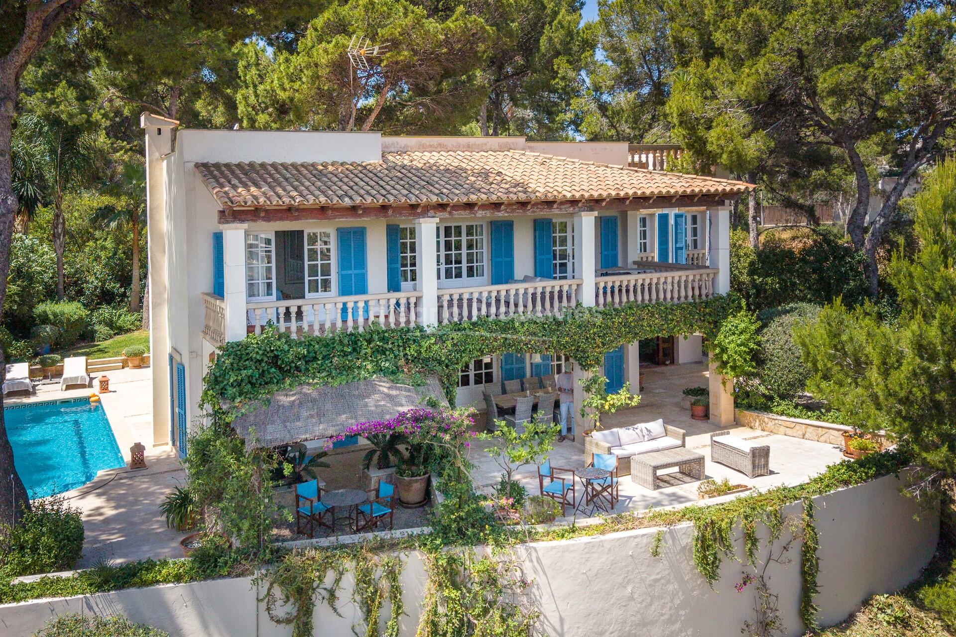 Charmante Villa mit Meerblick kaufen in Sol de Mallorca, Südwest-Mallorca