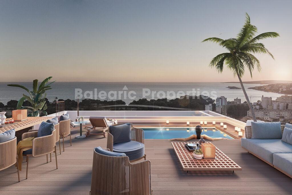 Zeitgenössische Duplex-Penthousewohnung mit Meerblick zum Verkauf in Bonanova, Palma de Mallorca