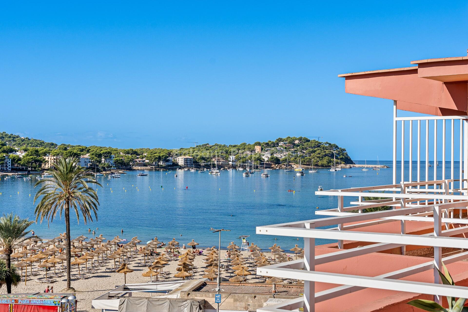 Sea view penthouse to renovate for sale in Santa Ponsa, Southwest Mallorca