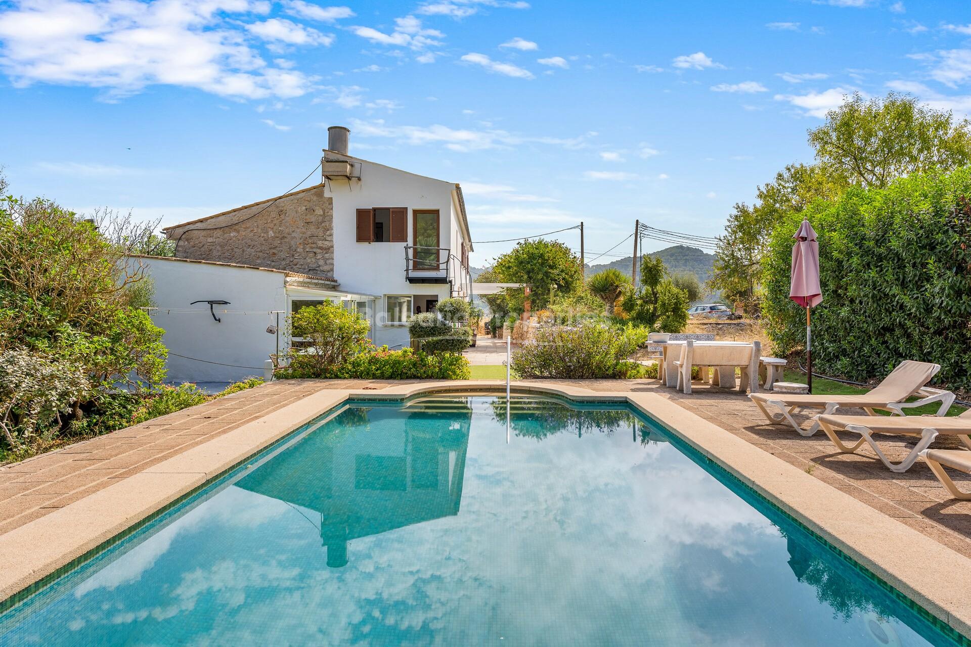 Finca de inversión con piscina en venta en S'Arracó, suroeste de Mallorca