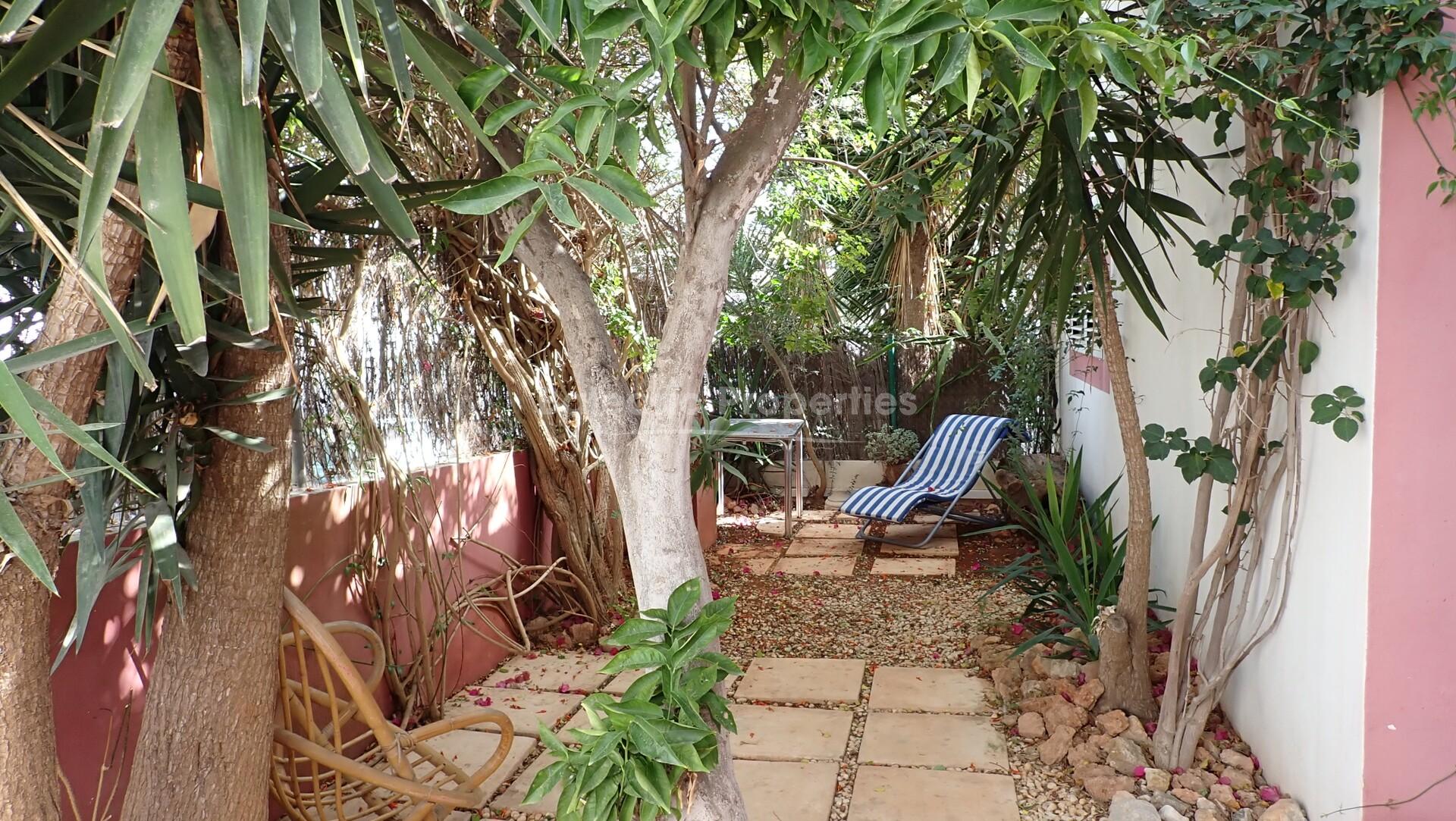 Haus mit Entwicklungspotenzial zum Verkauf in Santa Eulària, Ibiza