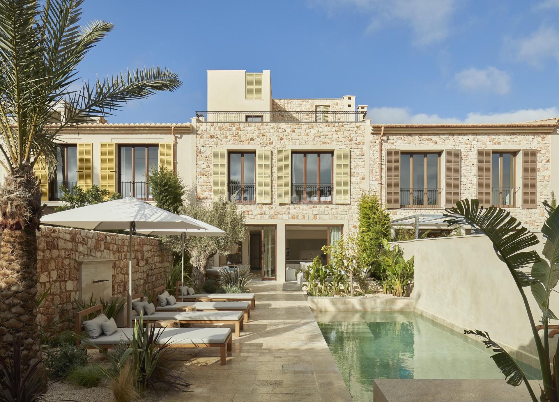 Casa adosada de nueva construcción con piscina en vente en Santanyi, Mallorca 