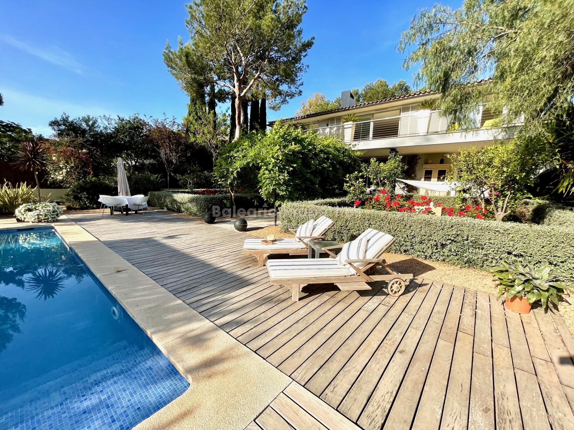 Villa moderna cerca de la playa en venta en Sol de Mallorca 