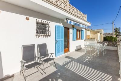 terrace (1) terrace (1)