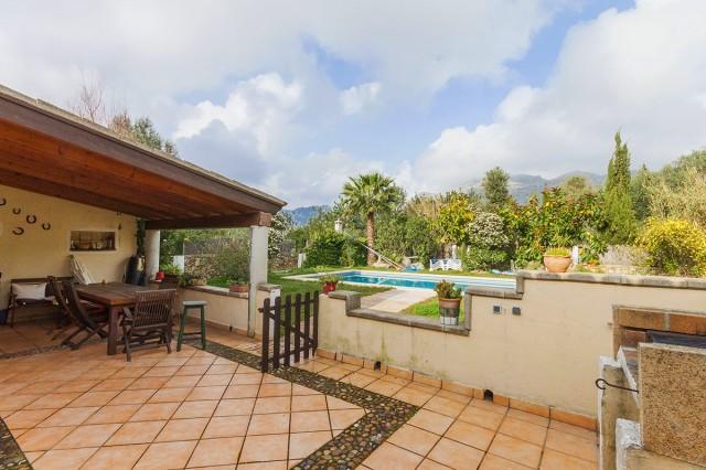 Country finca with rental licence for sale in Pollensa, Mallorca