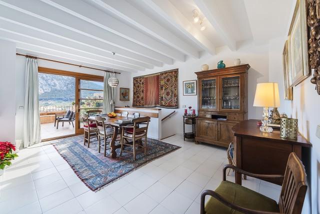 Town house with views for sale in Pollensa, Mallorca