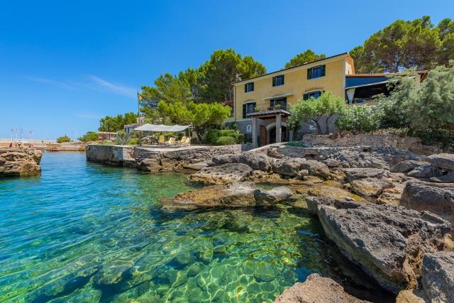 Lujosa villa en primera línea en venta en Bon Aire, Mallorca