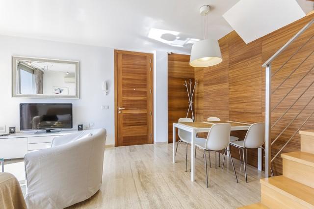 Apartamento de dos plantas en venta a pocos minutos del centro de Puerto Pollensa, Mallorca