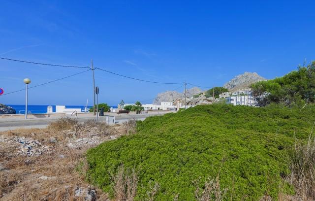 Plot with building permission for sale in unrivalled location of Cala San Vicente, Pollensa, Mallorca