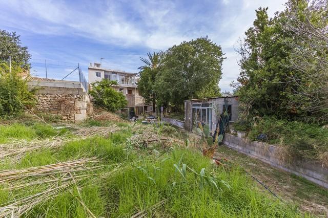 Large Mallorcan town house with countryside views for sale in Campanet, Mallorca