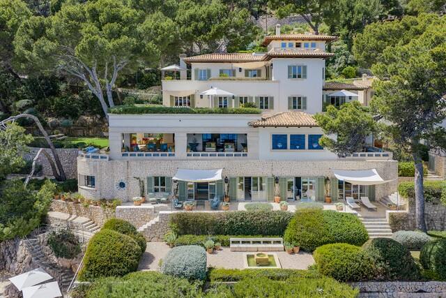 Exklusives Anwesen in erster Meereslinie in Formentor mit direktem Zugang zum Meer, Nord-Mallorca