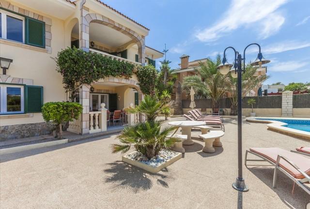 Villa for sale in El Toro, Mallorca