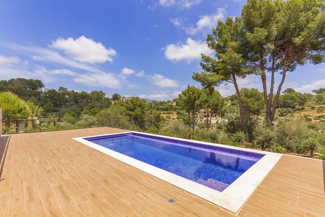 Rustic newly built house with guest apartment, for sale in Calvià, Mallorca