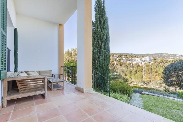 Ground floor apartment with community pool for sale in Bendinat, Mallorca