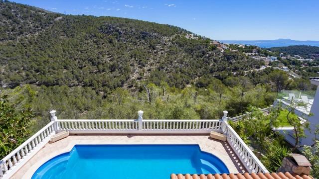 Wonderful sea view villa for sale in Costa d´en Blanes, Mallorca