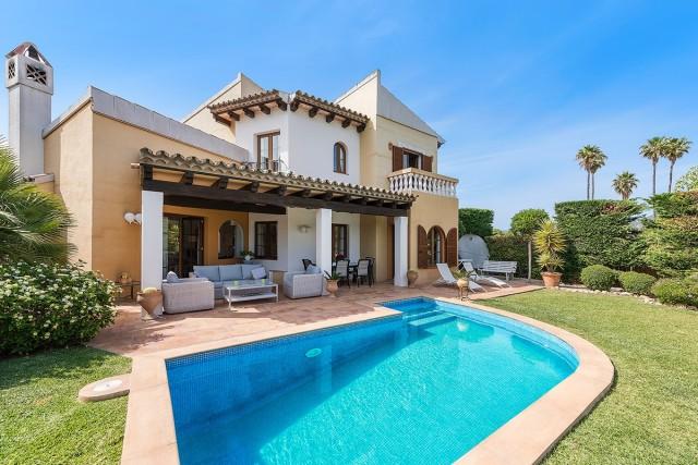 Mediterranean style villa for sale in Santa Ponsa, Mallorca