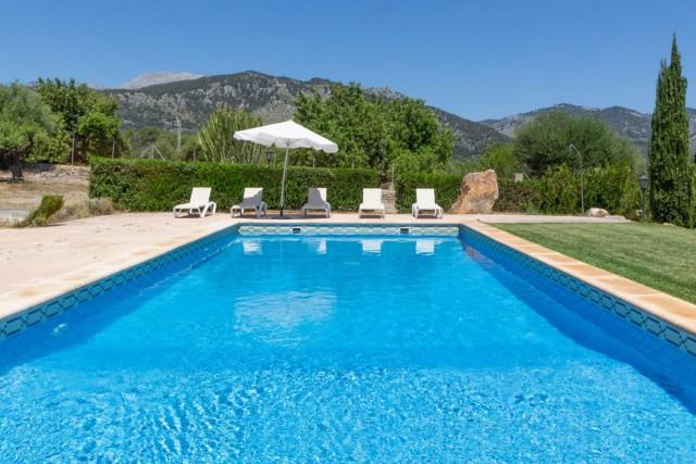 Casa de campo con licencia de vacaciones en venta en Moscari, Mallorca